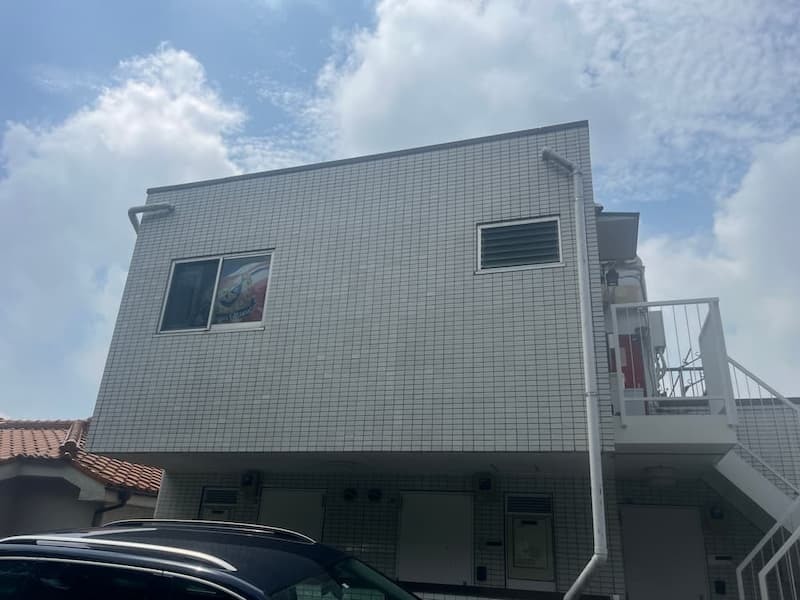 雨漏り調査を実施した鉄骨造4階建てALC外壁アパート：賃貸資産を守る全景診断